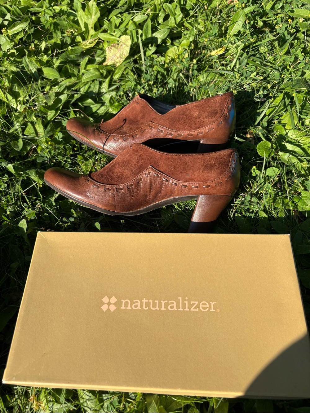 Naturalizer Brown Leather Low Heel Slip-On Pumps